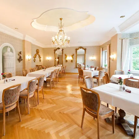 Hotel Mueller 3*