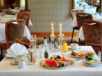 Hotel Mueller 3*